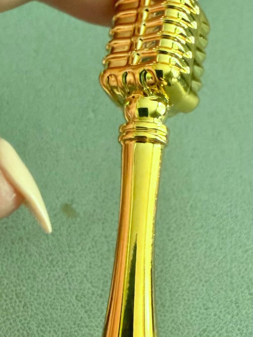 Mini Brands Vinyl Gold Microphone Trophy RARE Chase 🎤 Really Works S1